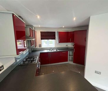 Drake Close, Tiverton, Devon, EX15 - Photo 4