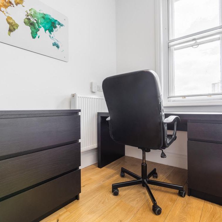 The Bruce Building, Newcastle Upon Tyne - Photo 1