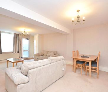 Broad Street, Teddington - 1 bedroomProperty for lettings - Chasebu... - Photo 3