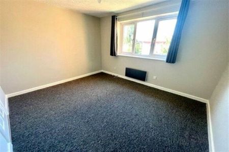 Park Road, Freemantle, Southampton, SO15 - Photo 2