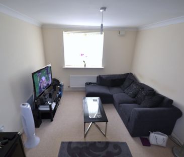 2 bed flat to rent in The Fairways, Golden Mile View, NP20 - Photo 2