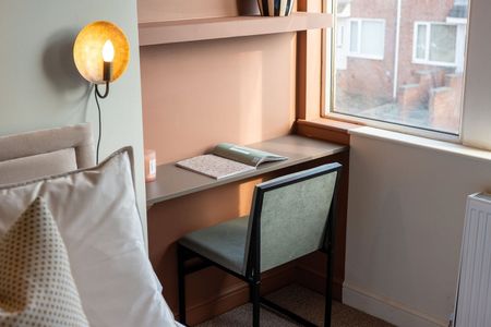 Room in a Shared House, Hough Lane, LS13 - Photo 3