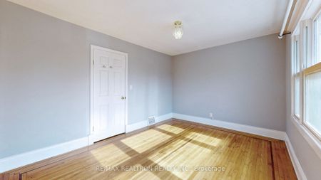 For Lease - 39 Belmont Avenue, Hamilton, Ontario - Photo 3