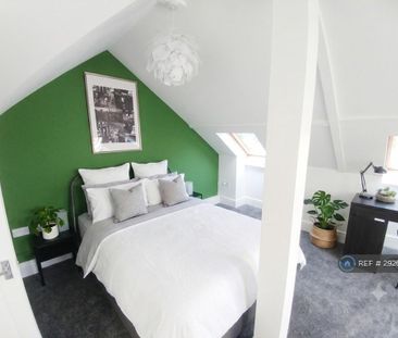 1 bedroom in a house share to rent - Photo 5