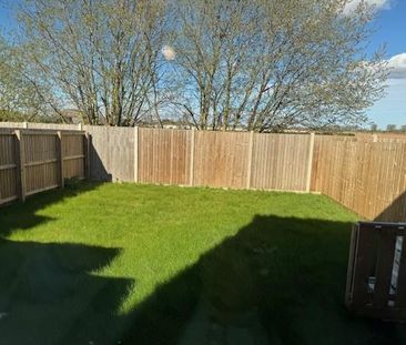 3 bedroom semi-detached house to rent - Photo 4