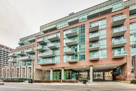 Vu Condos and Lofts - Photo 3