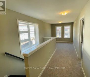 942 ROBERT FERRIE DRIVE - Photo 1