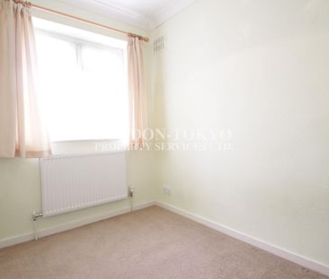 Holden Road, N12, London - Photo 5