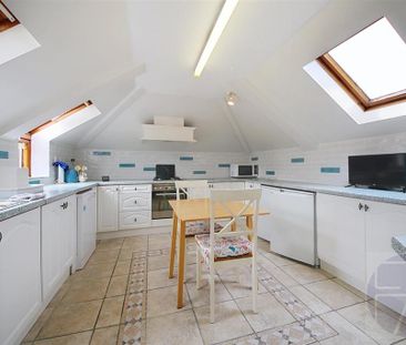 3 bedroom penthouse to rent - Photo 5