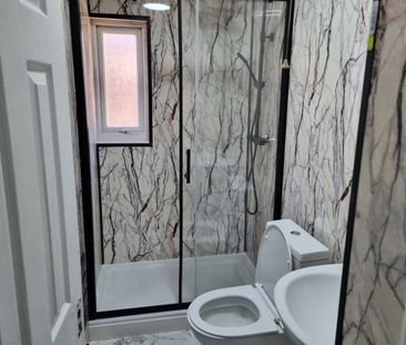 5 Bed Terraced House, Durham Road, E16 - Photo 1