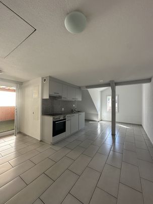 Rent a 2 rooms roof flat in St. Gallen - Photo 1