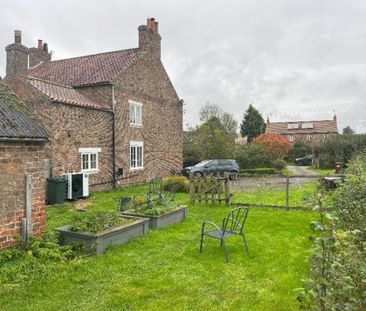 Village Farmhouse, Scrayingham - Photo 5