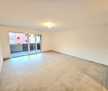 BEL APPARTEMENT 4.5PCES A MONTHEY ENTIEREMENT RENOVE - Photo 5
