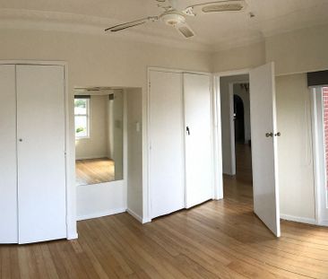 Charming Westmere 4BR Family Home - Photo 5