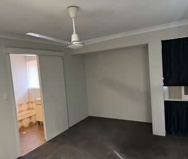 35 Acacia Close, Armadale WA 6112 - Photo 4