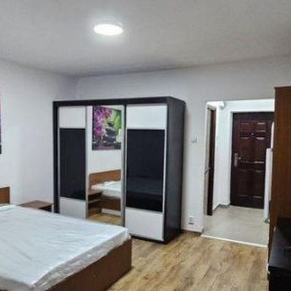 Vitan auchan ramnicu sarat etaj 2 - Fotografie 1