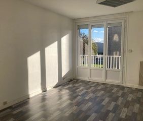 Location Appartement 47m² GRANVILLE 50400 - Photo 2