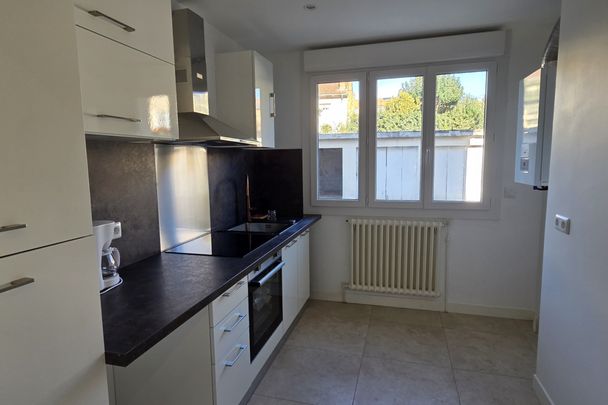 Appartement T3 meublé et rénové avec garage / Quartier Saint - Photo 1