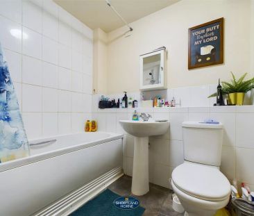 Thackhall Street, Coventry - Photo 6