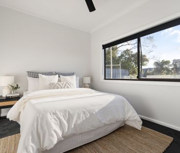 Neat and Sweet! - Photo 2