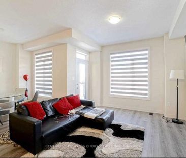 For Lease - 590 North Service Road, Hamilton, Ontario - Photo 4