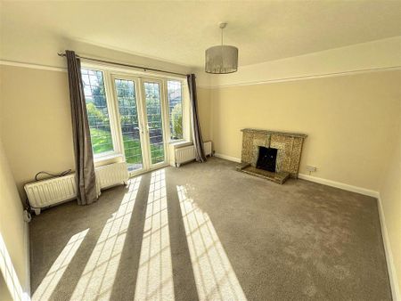 3 bedroom detached house to rent - Photo 2