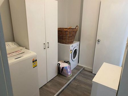 Central, newly renovated 2BR Apt in Raetihi! - Photo 4