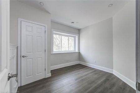 For Lease - 200 Park Avenue Unit# UPPER, Brantford, Ontario - Photo 2