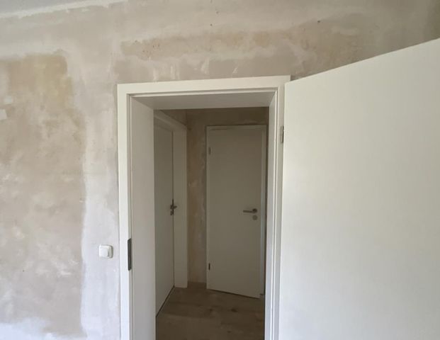 3 Zimmer, 2 Balkone, tolles Bad - Photo 1