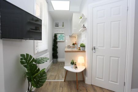 Studio to rent - Photo 5