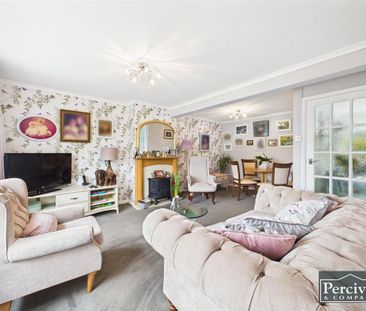3 bedroom terraced house to rent - Photo 3