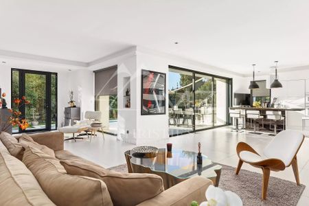 Proche Cannes - Juan-les-Pins - Villa moderne à pied de la plage - Photo 3