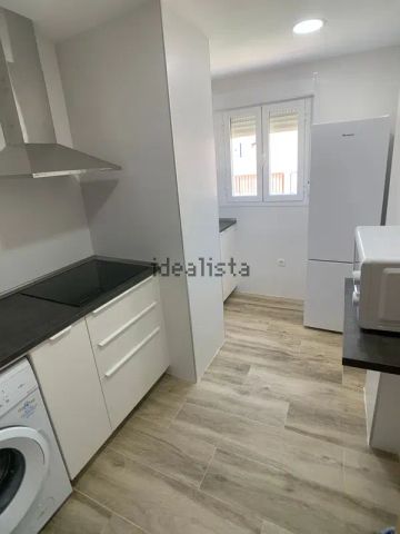 Alquiler de piso en Camino Viejo de Velez, 18 - Photo 4