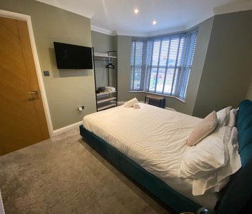 2 bedroom apartment to rent - Photo 4