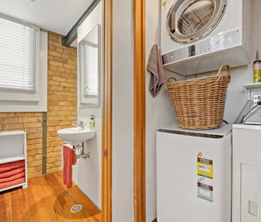 Sophisticated Living - Photo 4