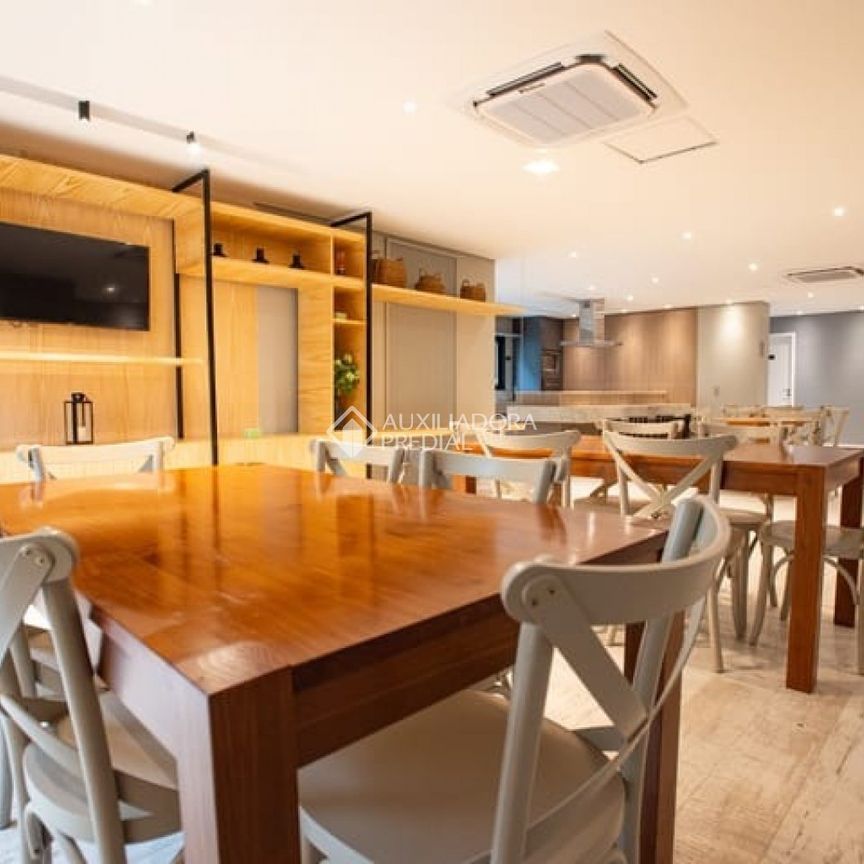 Apartamento com 2 quartos e 56m² para alugar em Aclimação, São Paulo. - Foto 1