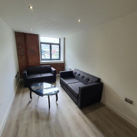 2 bedroom apartment to rent - Photo 3