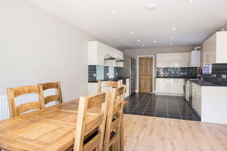 Room in a Shared House, Carlton Road, SO15 - Photo 4