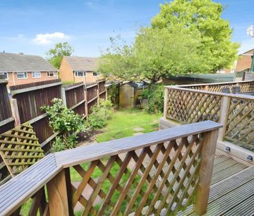 4 bedroom end of terrace house to rent - Photo 6