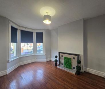 4 bedroom terraced house to rent - Photo 6