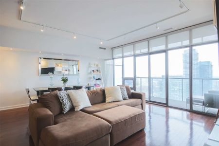For Lease - 33 Charles Street Unit# 3905, Toronto, Ontario - Photo 5