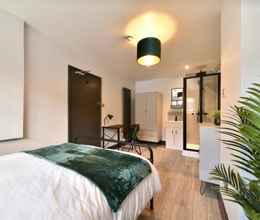 Victoria Close, Stevenage, SG1 - Photo 3