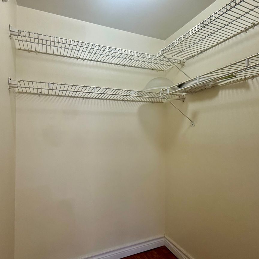 For Lease - 3700 Kaneff Crescent Unit# 603, Mississauga, Ontario - Photo 1