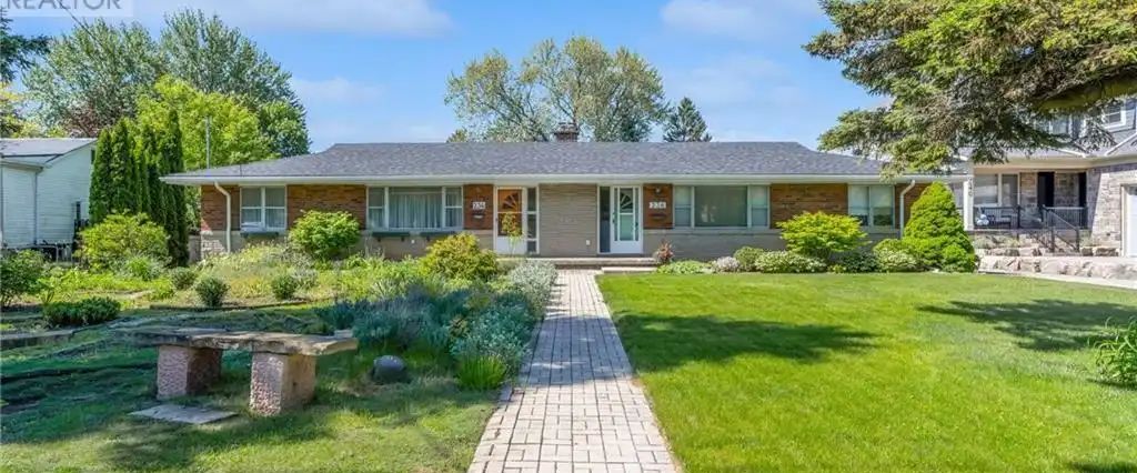 236 PINE COVE ROAD — 2 Bedroom - Photo 1