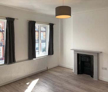 2 Bed Semi-Detached House, Abbey Road, CR0 - Photo 3