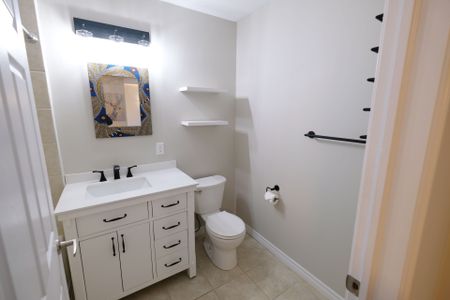For Lease - 2 Colonial Drive Unit# 302, Guelph, Ontario - Photo 2