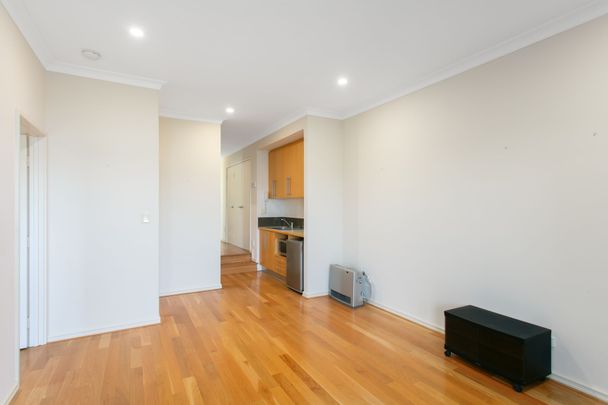 8A Victoria Avenue, Claremont. - Photo 1