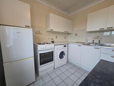 Studio to rent - Photo 5