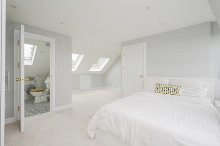 4 bedroom maisonette to rent - Photo 2