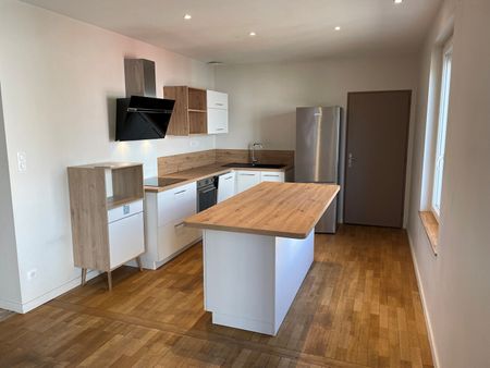 Location Appartement 3 pièces 71m² - Photo 2